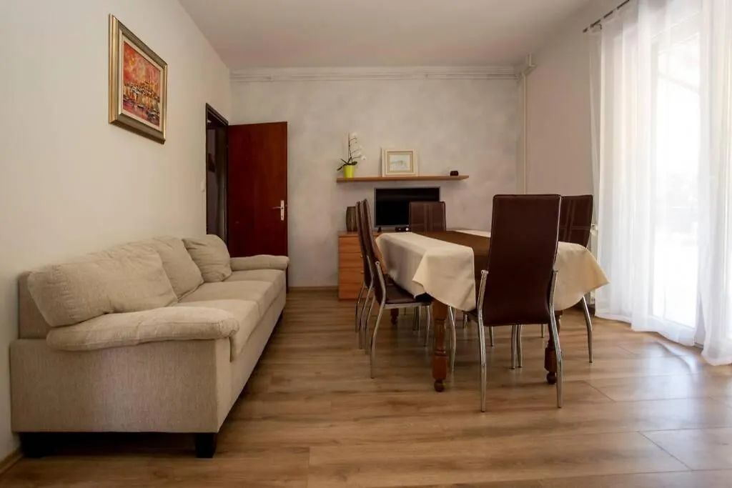 Herak - Smoljan Rovinj 0*,  Croatia